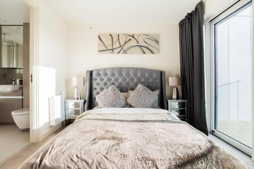 Luxury River Side Penthouse London Bagian luar foto